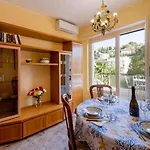 Guesthost - Ninfea Apartamento San Remo